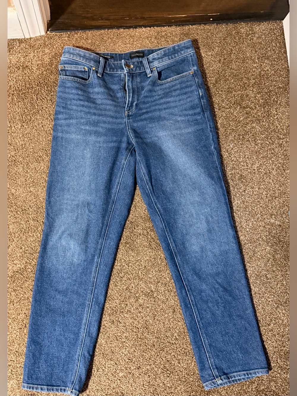 Talbots Penelope wash slim Straight-Leg ankle Women’s Jeans, size 4.